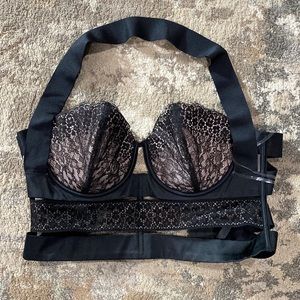 NWT Victoria secret Very Sexy balconet bra. Size 34 DD